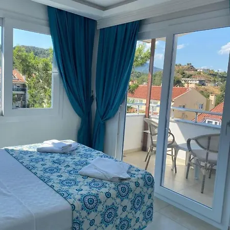 Avisos And Marmaris