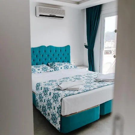 Avisos Hotel & Apartments *