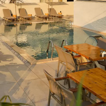 Avisos & Apart-hotel *