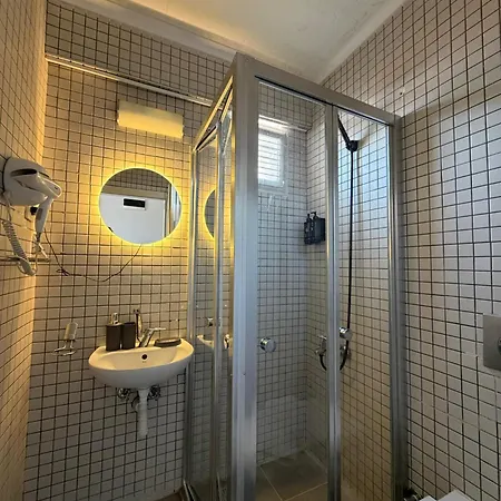 Apart-hotel Avisos &