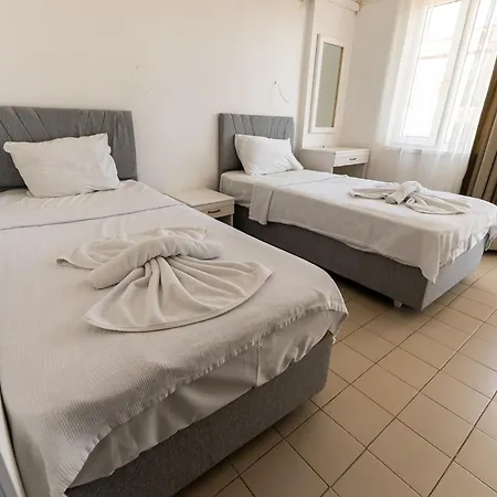 Avisos And Aparthotel *