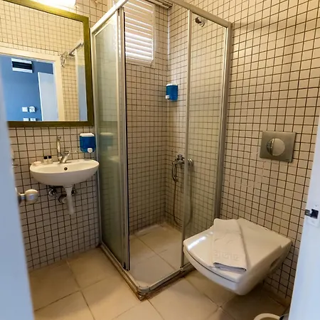 Aparthotel Avisos And *