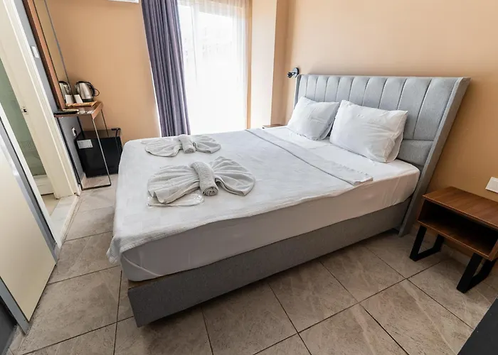 Avisos And Apartmanhotel *